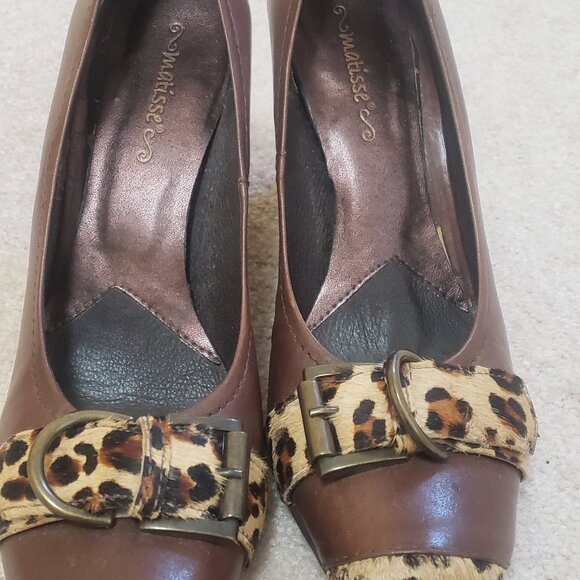 Shoes - Picture 5 of 5